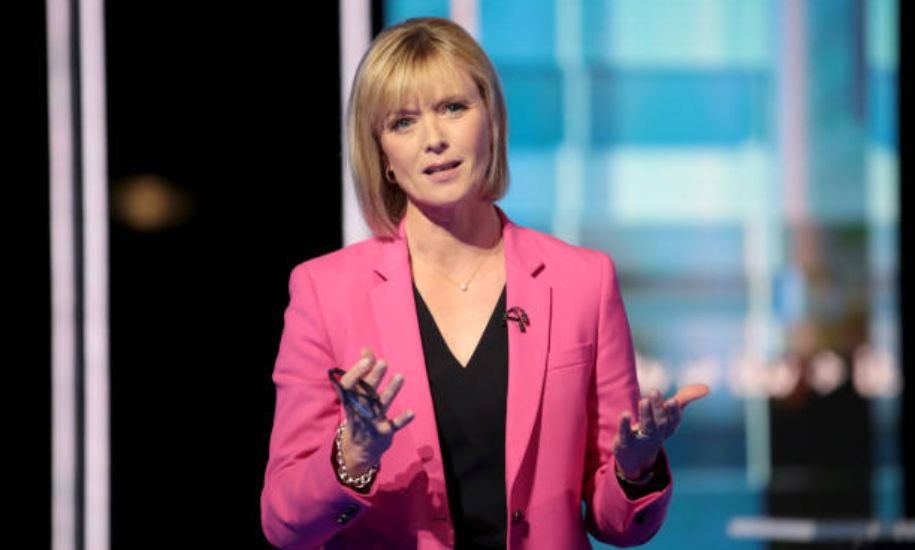 Julie Etchingham: Age, Husband, Net Worth, Children, Newsround Career and Biography Julie Etchingham